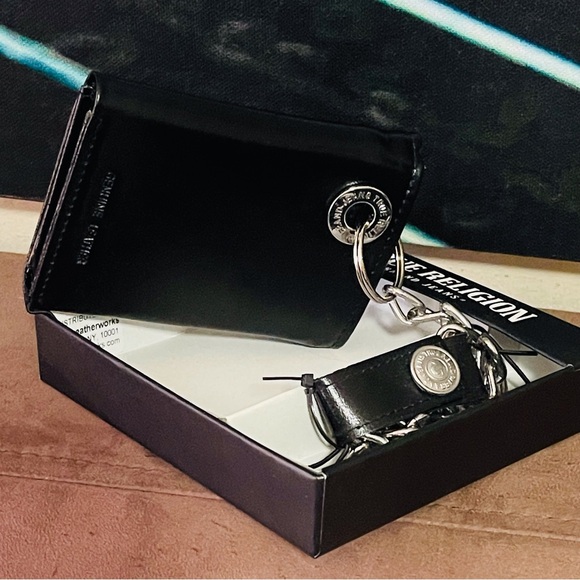 TRUE RELIGION Men’s wallet - Picture 6 of 11